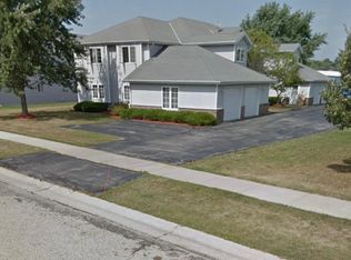 514 Root Ave APT C, Hartford, WI 53027