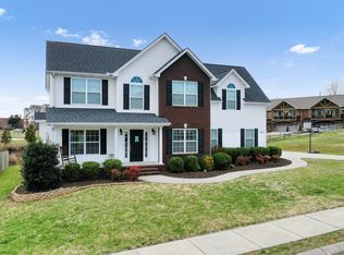 129 Ellington Dr, Maryville, TN 37804