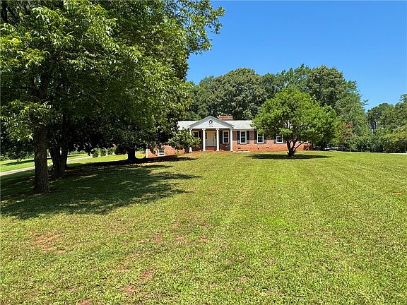 3rd image of 408 Rices Creek Rd
