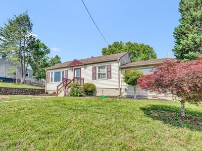 2327 Peach St, Salem, VA, 24153