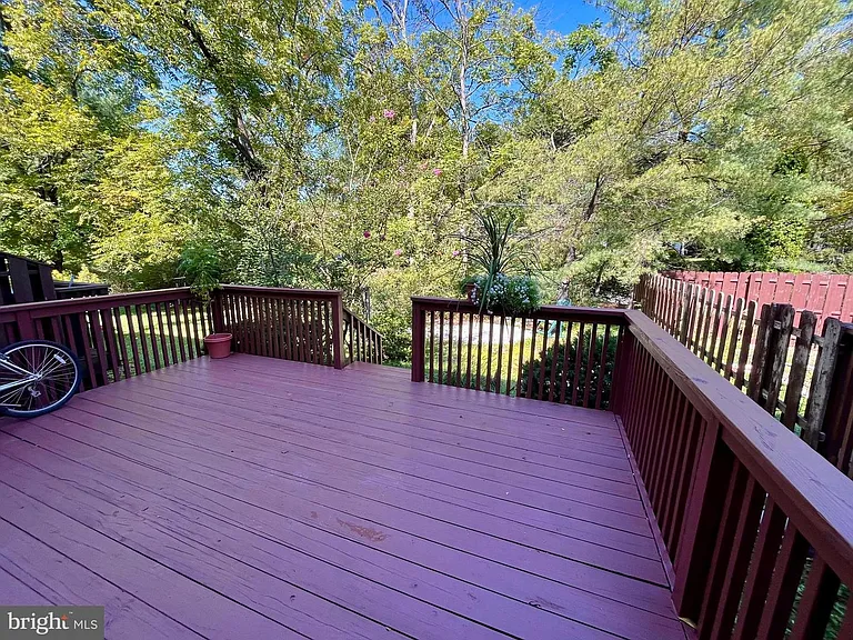 130 Spruce Ln — Photo 12