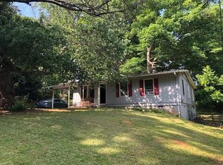 872 Kennesaw Dr, Forest Park, GA 30297