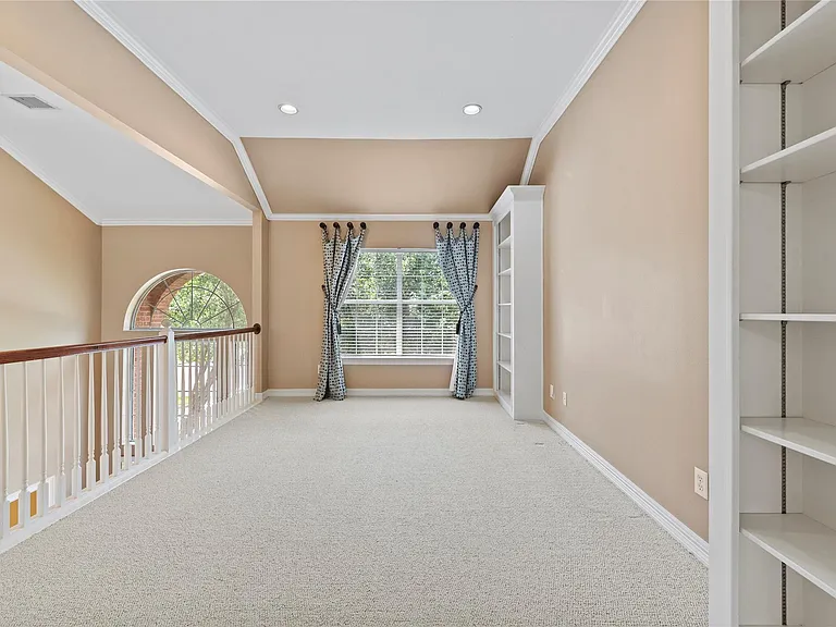 2923 Zachary Bend Ln — Photo 25