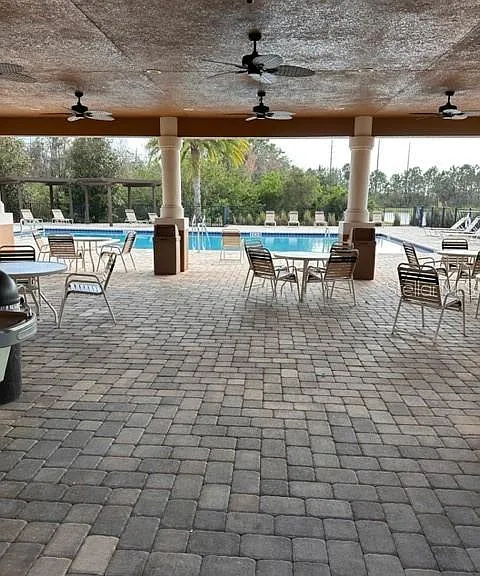 11048 Savannah Landing Cir — Photo 4