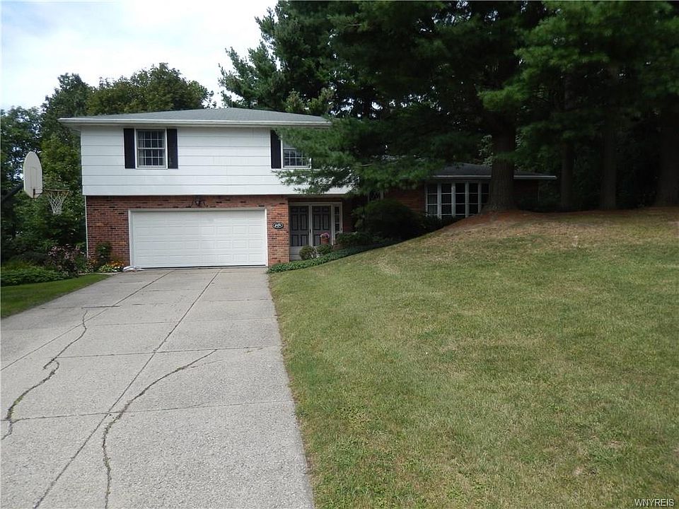 1st image of 18 Poplar Ave
