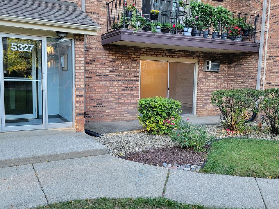 1st image of 5327 Waterbury Dr APT 401