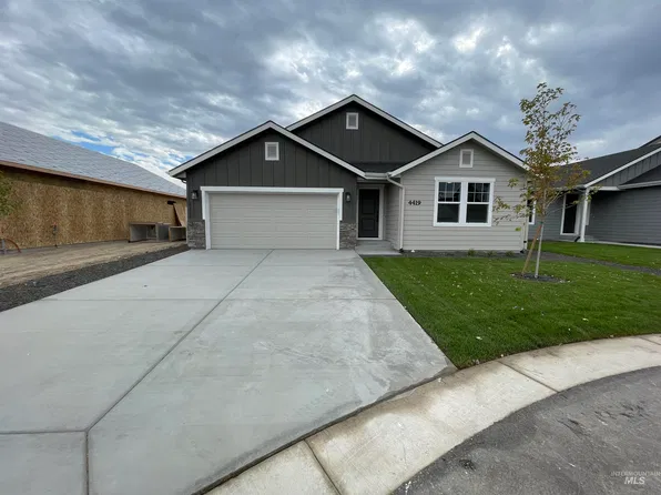 4419 Dawnstar Ave, Caldwell, ID 83607