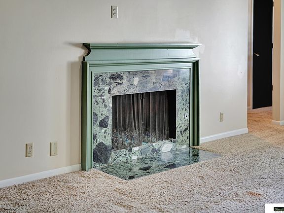 4th image of 4420 Waterbury Ln