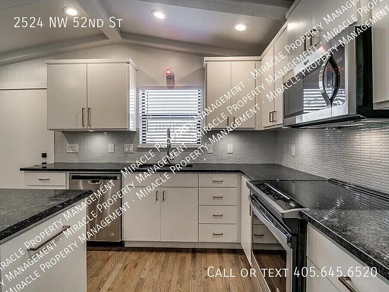 2524 NW 52nd St — Photo 14