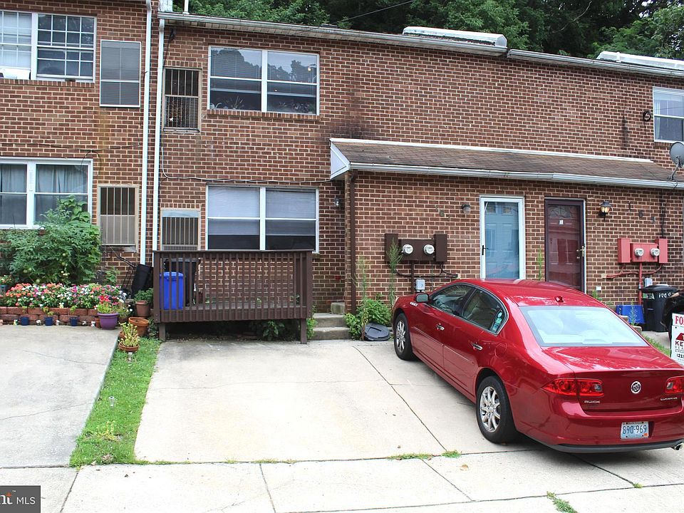 1st image of 167 Parker Ave Floor 1
