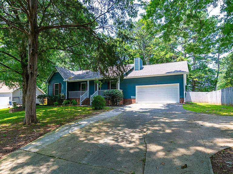 157 Greenwood Dr — Photo 36