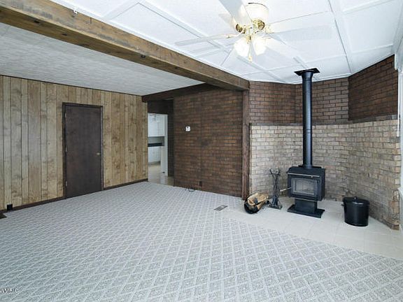 5th image of 42 McCollum Ave