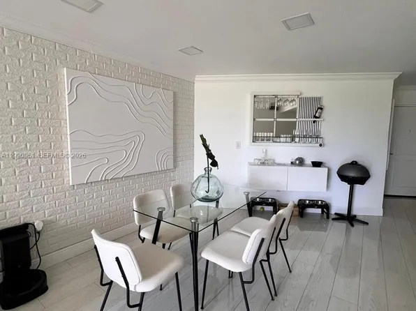 6955 NW 186th St APT F104, Hialeah, FL 33015