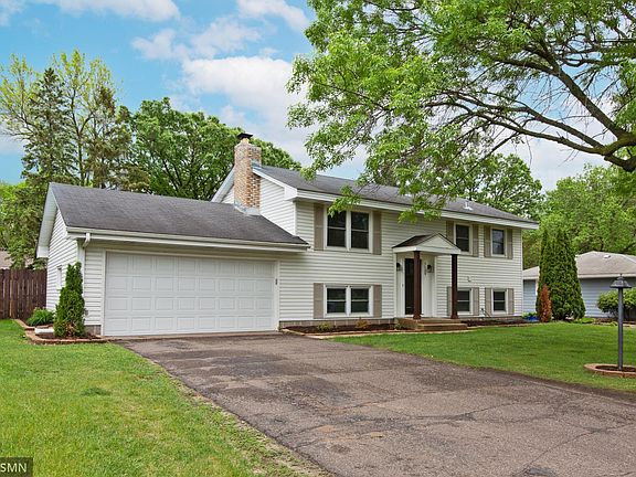 4th image of 7509 Lyric Ln NE