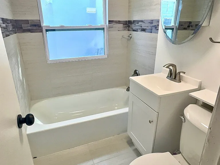 1122 SW 2nd Ct #1 — Photo 9