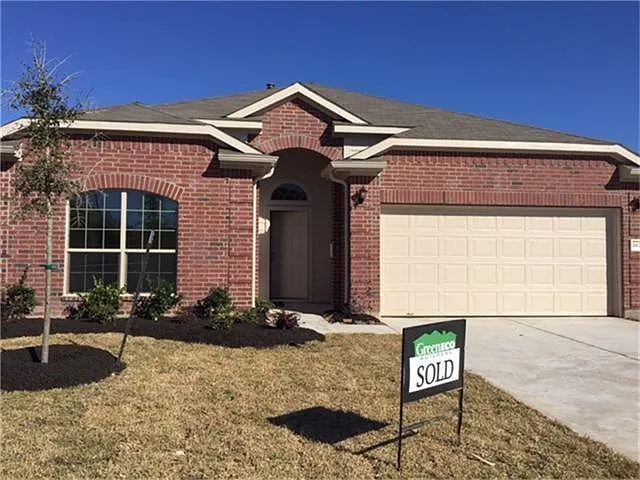 2622 Whitetip Ct
