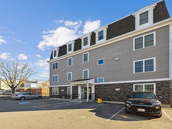 3rd image of 693 Western Ave #404