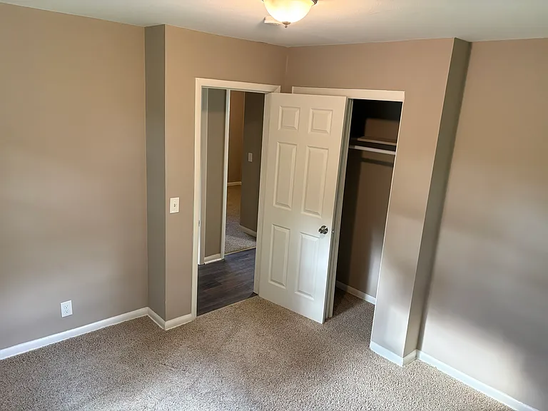 Upstairs Bedroom #3