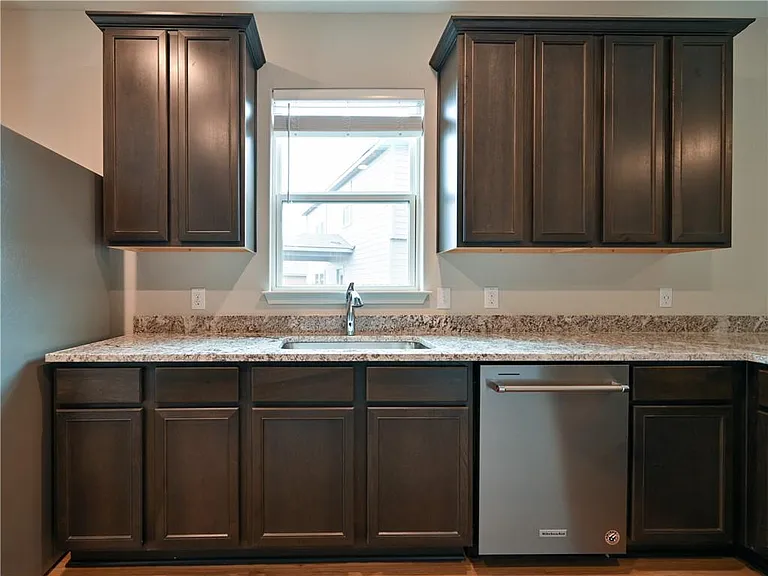 218 Mount Vernon Way — Photo 15