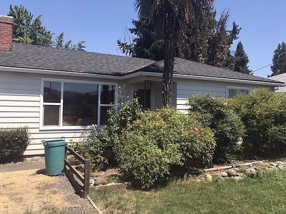 2nd image of 1124 Stewart Ave