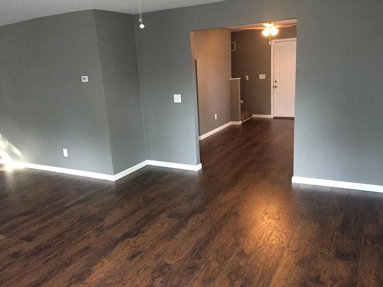 906 E Hanover St — Photo 17