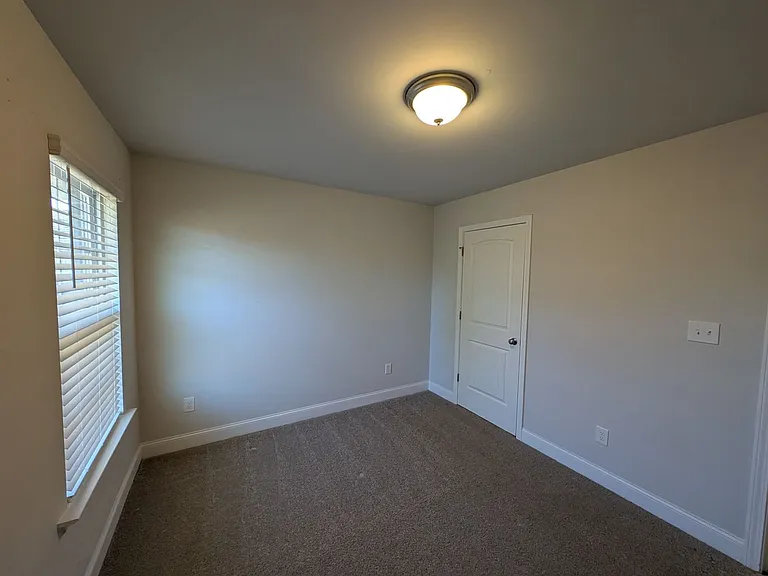 244 Abercorn Dr — Photo 13
