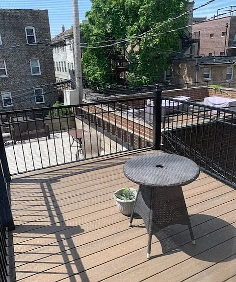 1327 W Walton St #2 — Photo 15