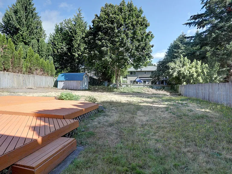 10028 NE 139th St — Photo 25