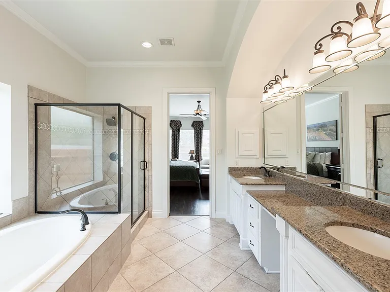 2447 Monarch Terrace Dr — Photo 21