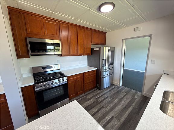 3rd image of 149 Acacia Ave