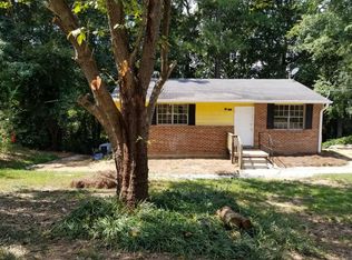 1922 Atkins Dr, Raleigh, NC 27610