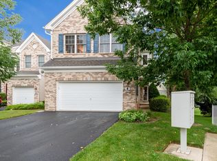 8 Chatsworth Rd, Manalapan, NJ 07726