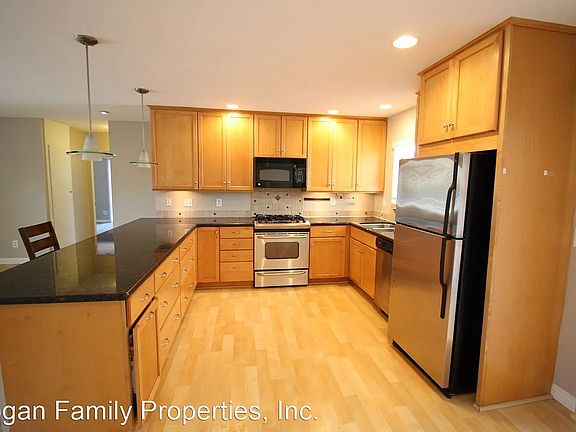 2nd image of 4632 Finsen Ave