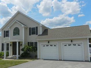 14 Springdale Ave, North Providence, RI 02904