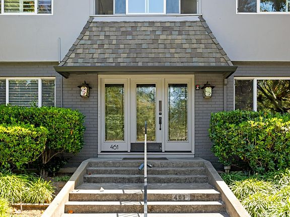 5th image of 461 Burgess Dr APT 12