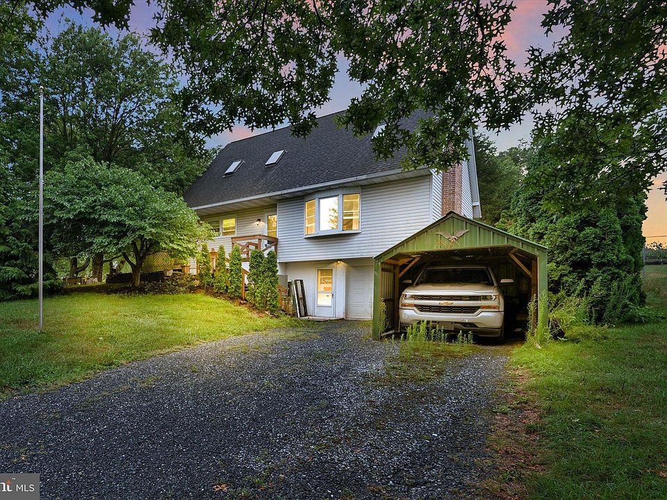 1st image of 10 Heagy Dr