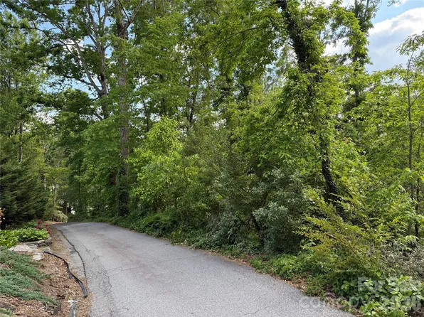 53 Will Rd #2, Hendersonville, NC 28792
