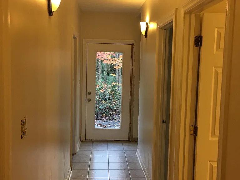 23 Nicola Dr — Photo 4