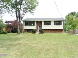 6452 Westland Dr, Burlington, KY 41005