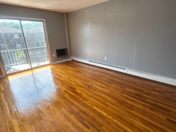 (undisclosed Address), Bronx, NY 10469
