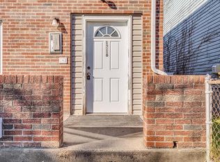 1216 Vine St #2, Mc Kees Rocks, PA 15136