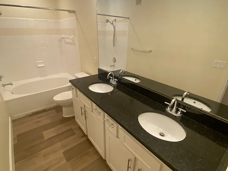 1810 E Palm Ave #1101 — Photo 20