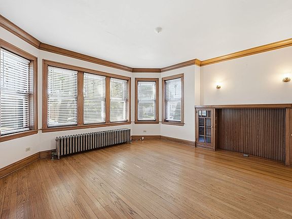 4th image of 6514 S Kedvale Ave