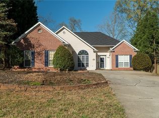 965 Dogwood Park Dr, Lawrenceville, GA 30046