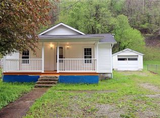 3627 Spring Fork Dr, Charleston, WV 25306
