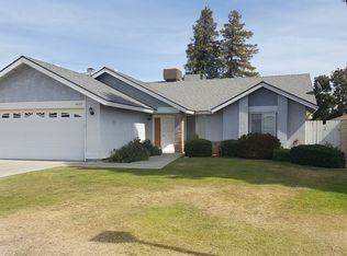 4620 Highland Hills St, Bakersfield, CA 93308