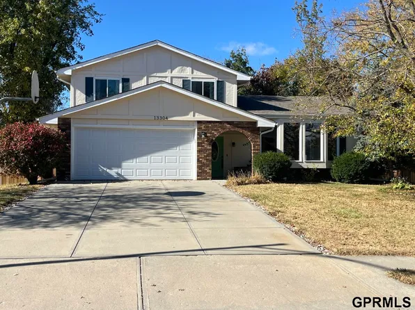 13304 S 28th St, Bellevue, NE 68123