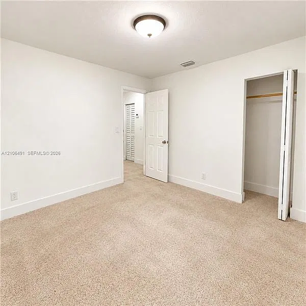 3 bed, $3,400 — Photo 2