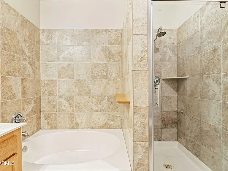 2992 N Miller Rd #B201 — Photo 14