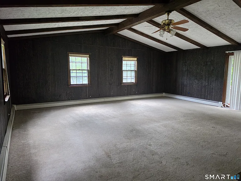 8 Squire Ln — Photo 19